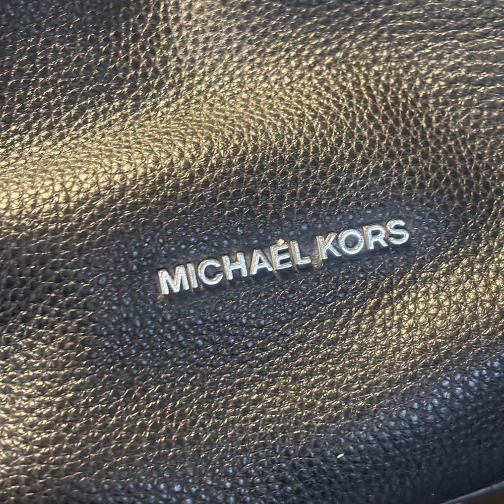 Michael Kors Black Leather Tote Bag - Picture 5 of 9